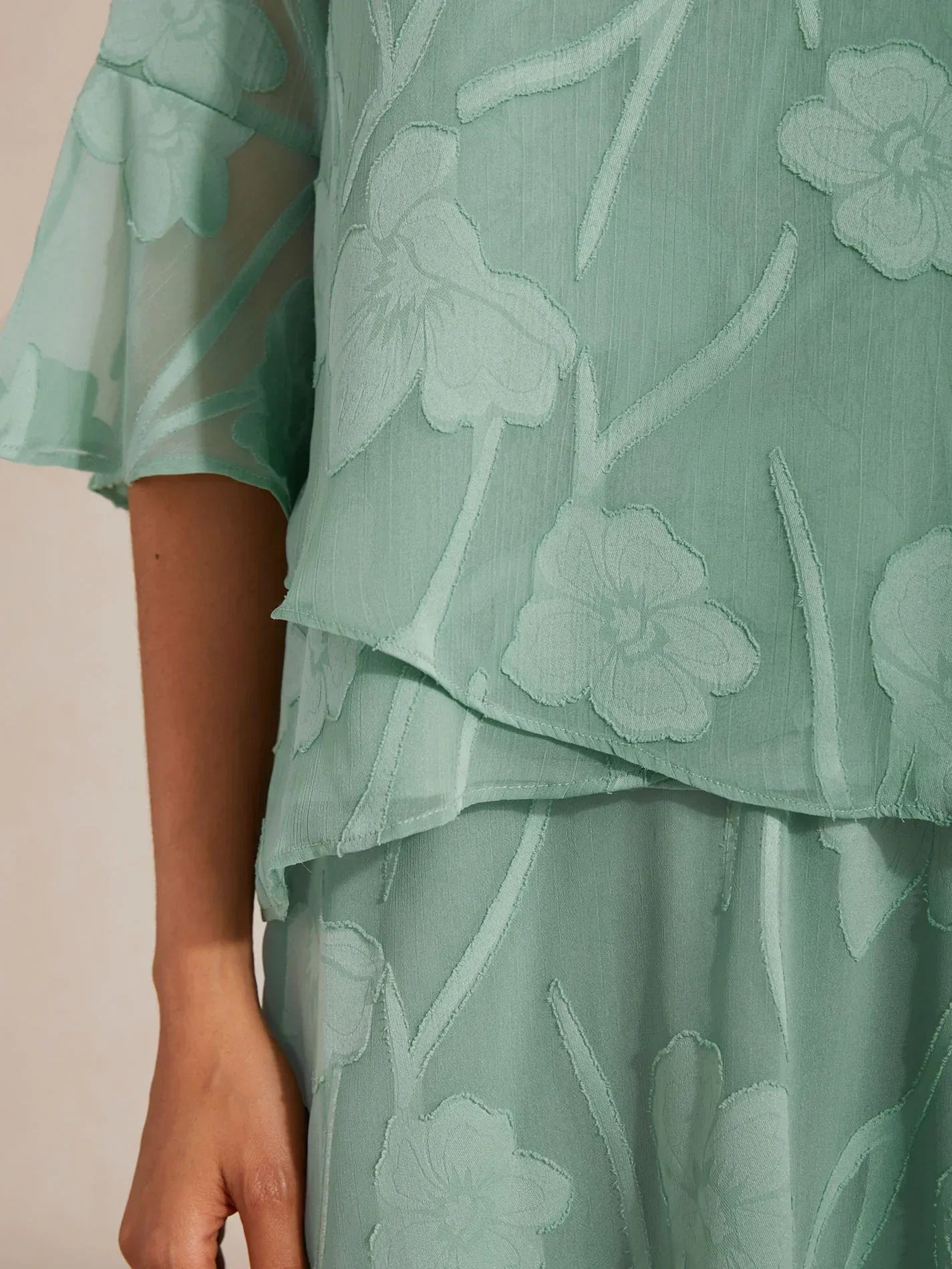 Elegante chiffon blouse met asymmetrische zoom