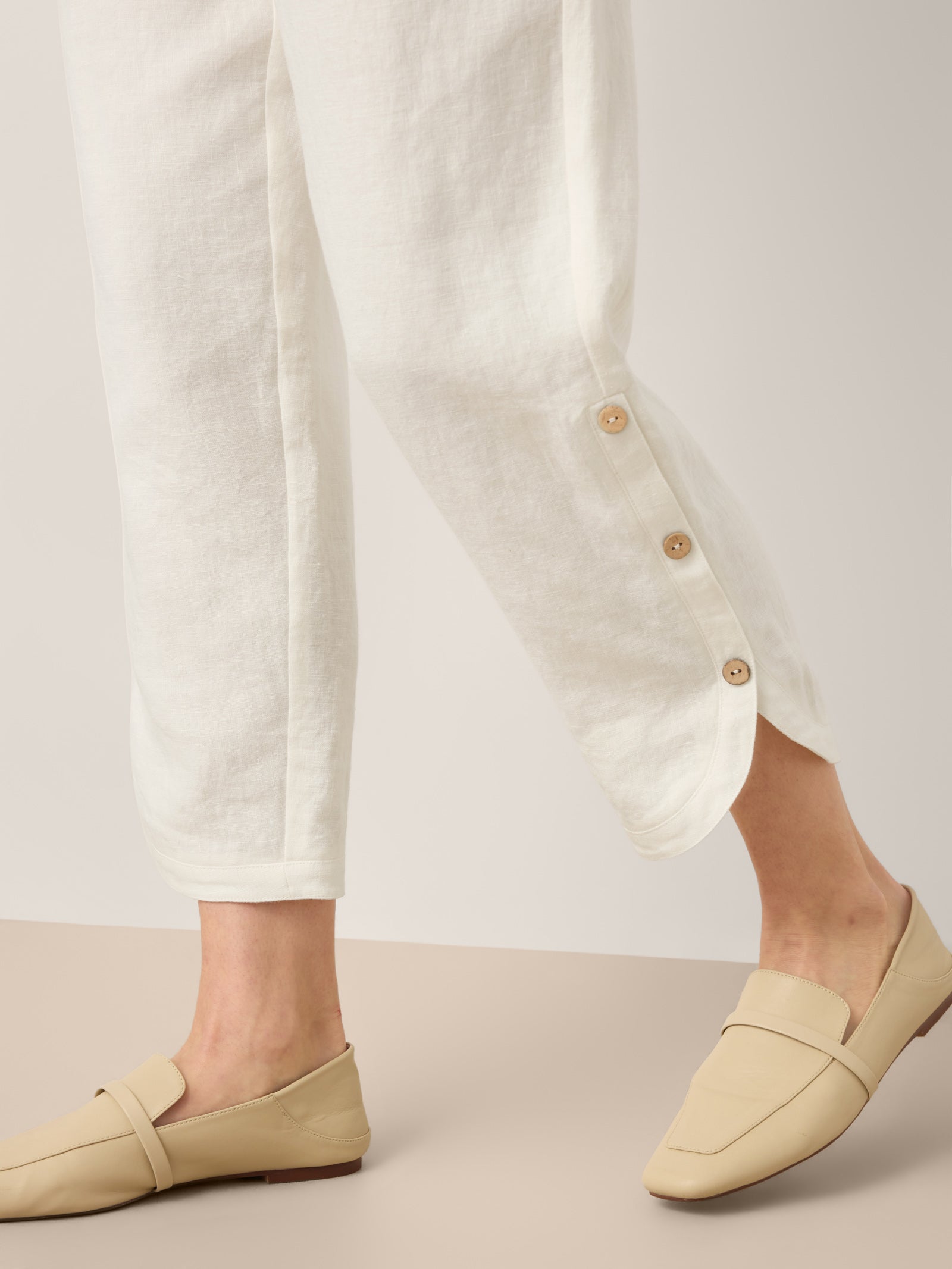 100% Linen Double Pleat Button Hem Pull-On Pants LINDSEY
