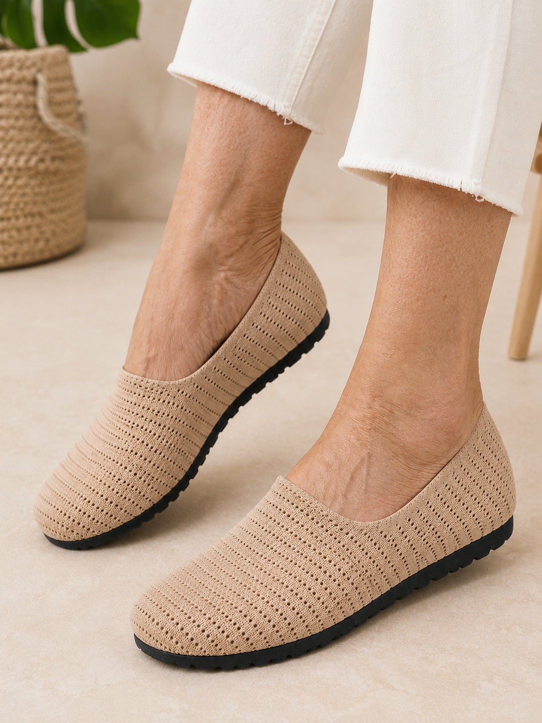 Women Hollow Knit Lightweight Walking Mule Flats