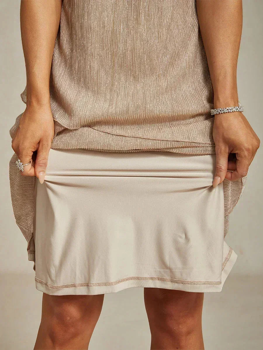 Metallic Geplooide Chiffon Midi-jurk met Kralenversierde Ronde Hals