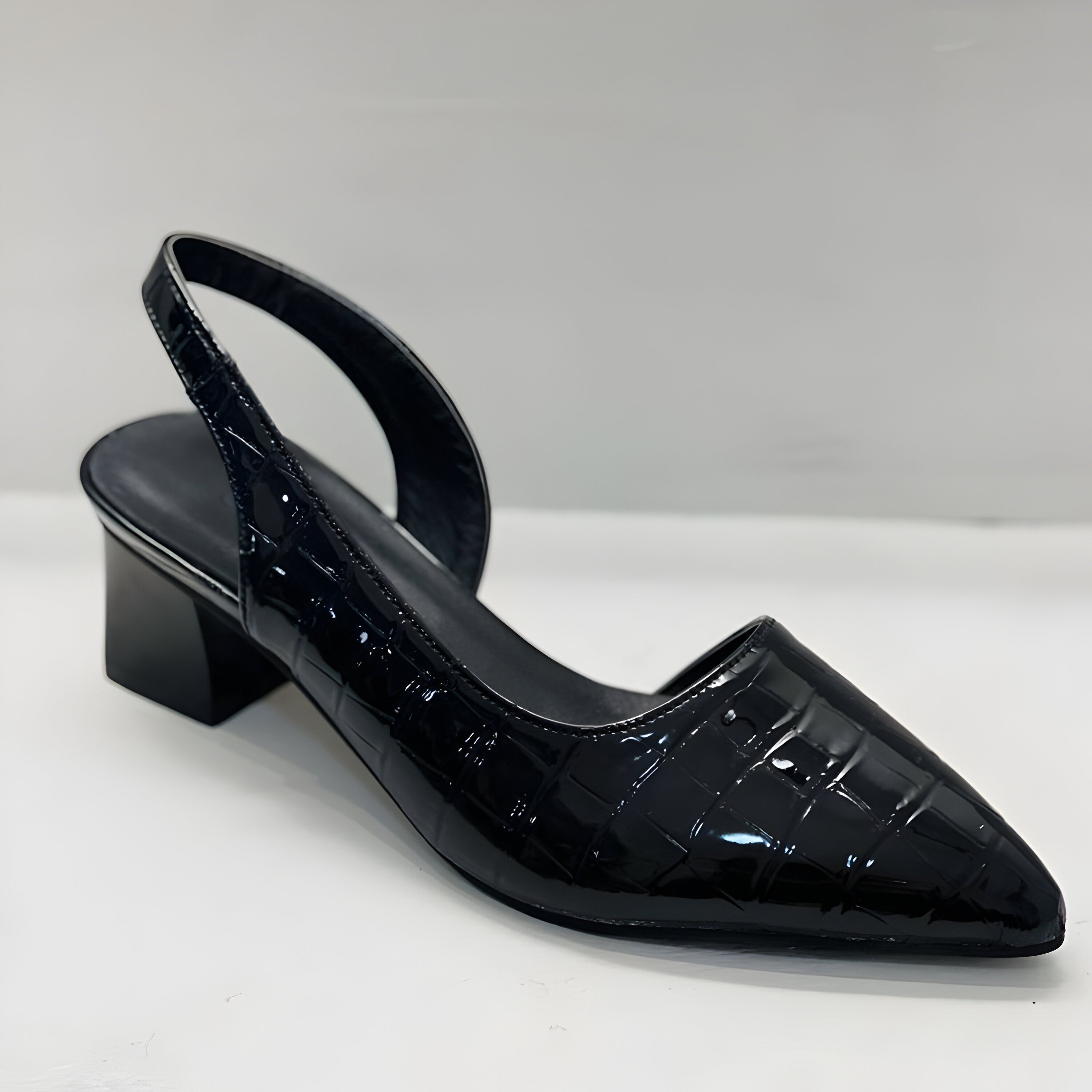 Wynn - Wide Toe Heeled Shoes