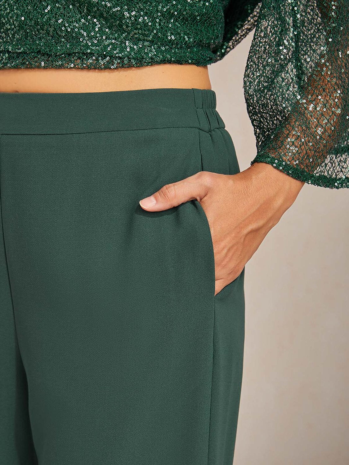 Mid-Rise Broek met Elastische Taille, Wijde Pijpen en Zakken