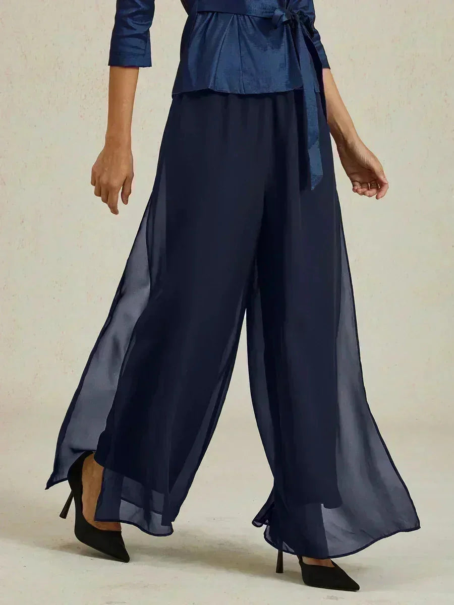 Broek Met Rechte Pijpen Met Chiffon Overlay En Gespleten Pijp