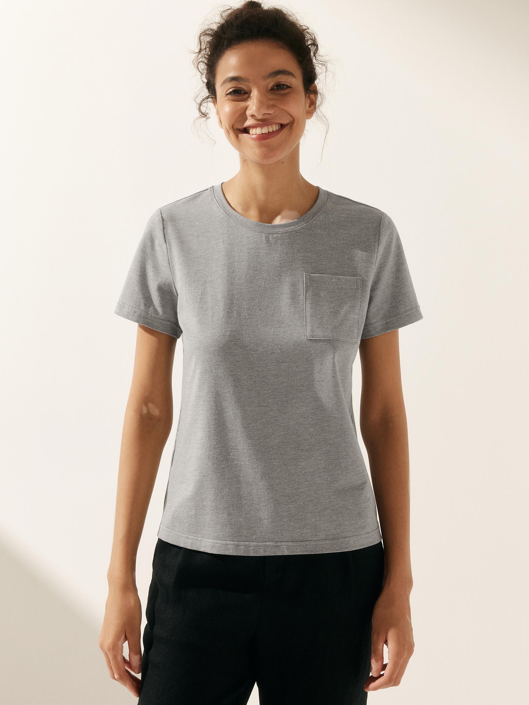 Stretch-Knit Bamboo Classic Basic Tee BELLE