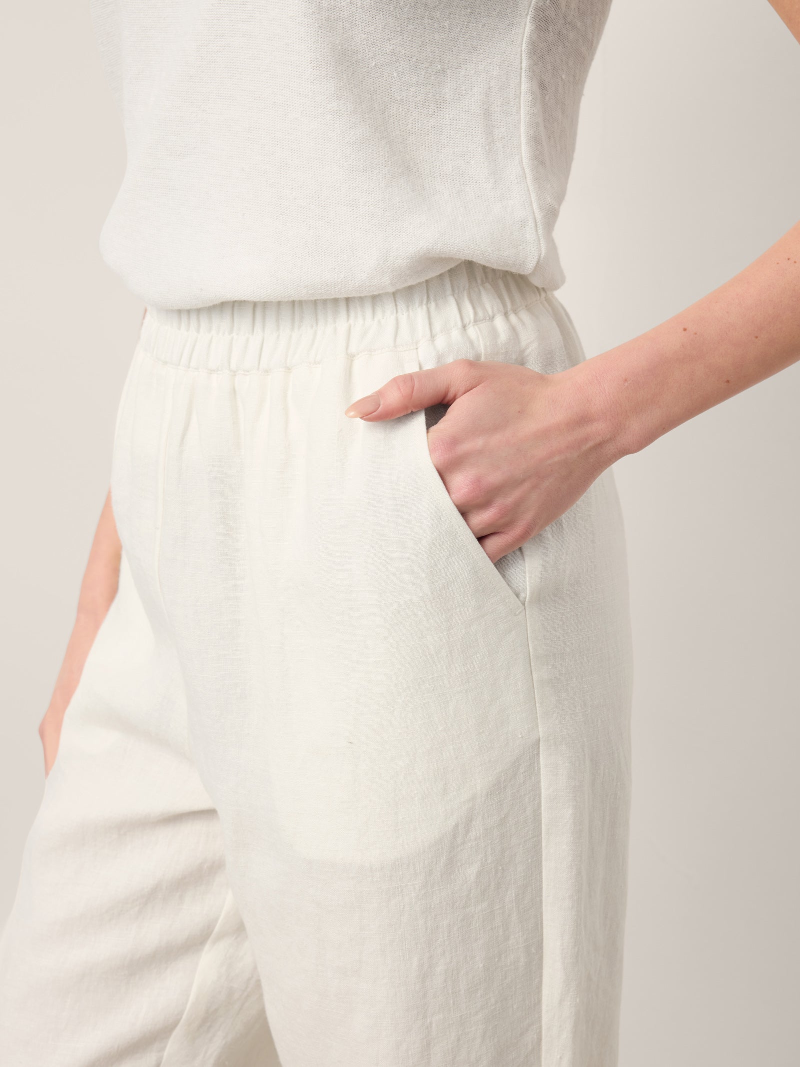 100% Linen Double Pleat Button Hem Pull-On Pants LINDSEY