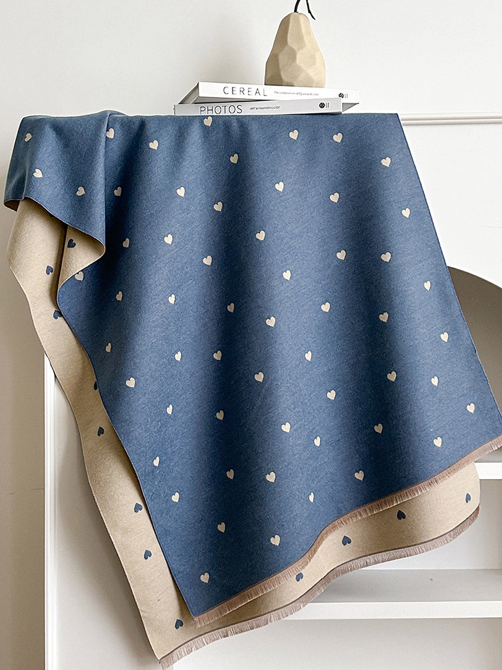 Double-Sided Heart-Jacquard Fringed Scarf