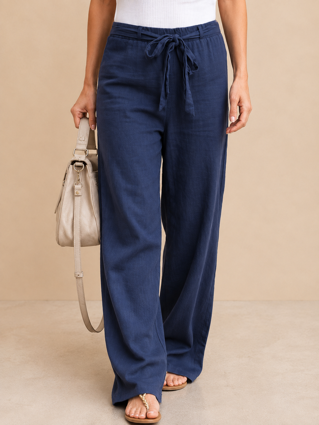 Pantalon ample uni avec poches et ceinture