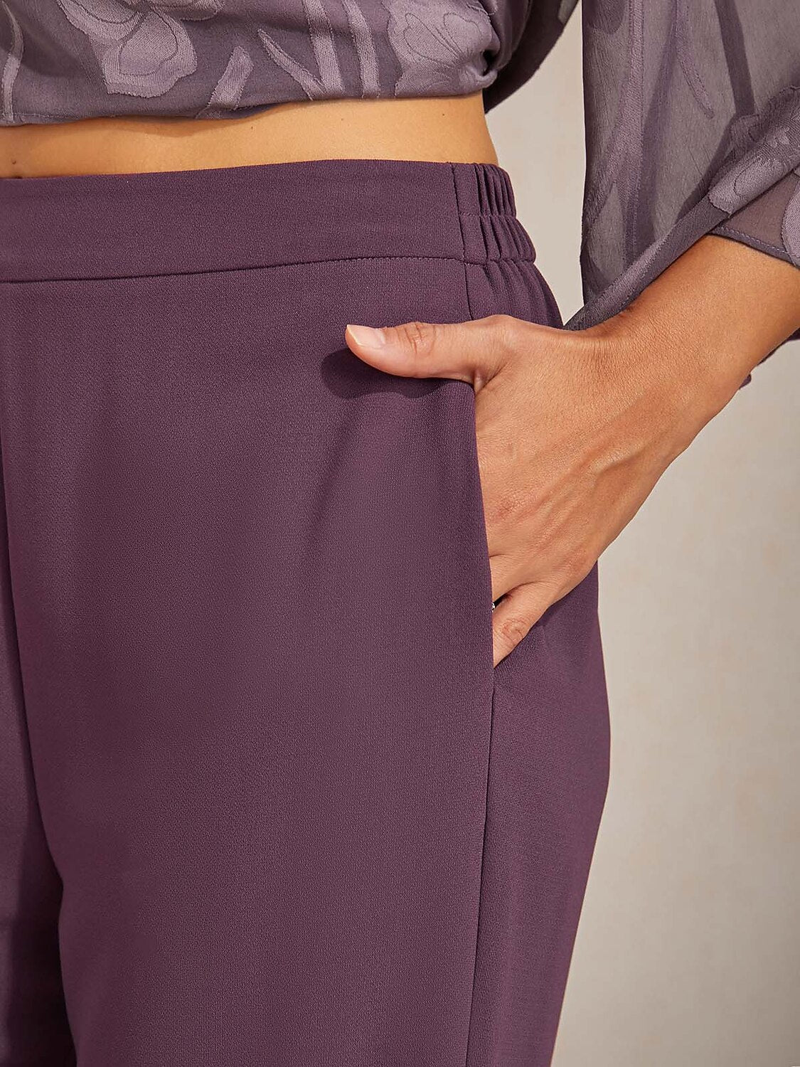 Mid-Rise Broek met Elastische Taille, Wijde Pijpen en Zakken